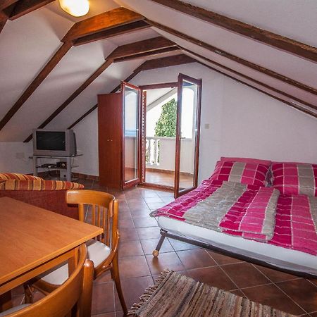 Apartman Joso Diklo Exterior photo